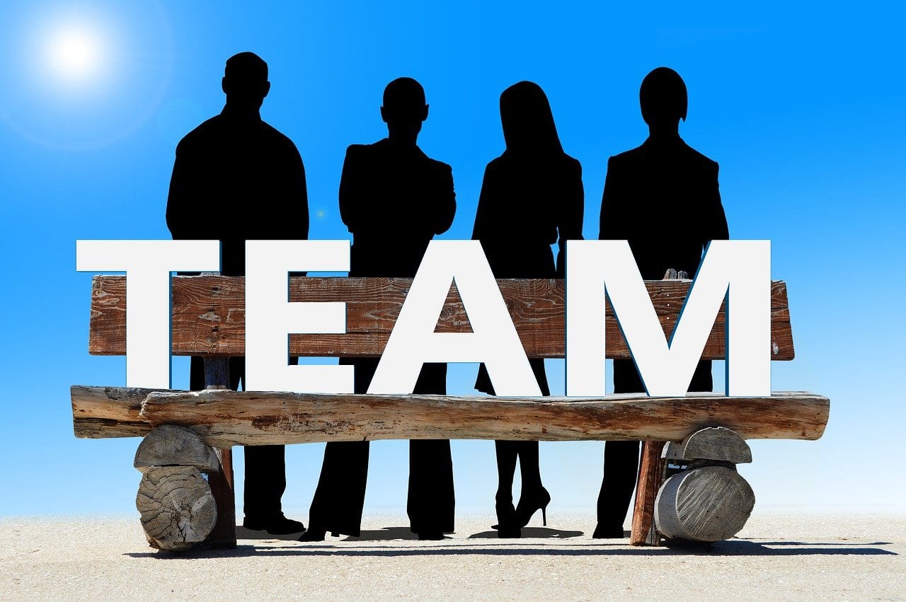 team, bank, wooden bench, meet, work, group, collaboration, teamwork, together, collective, community, meeting, community work, cooperate, people, team spirit, work with, organization, brainstorming, ideas, circle, space, design, white, wall, board of directors, in the free, outdoors, room, company, conference